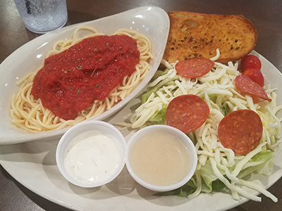 Spaghetti w/ Salad